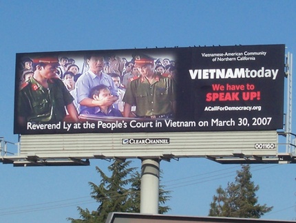 BillboardBacCali5